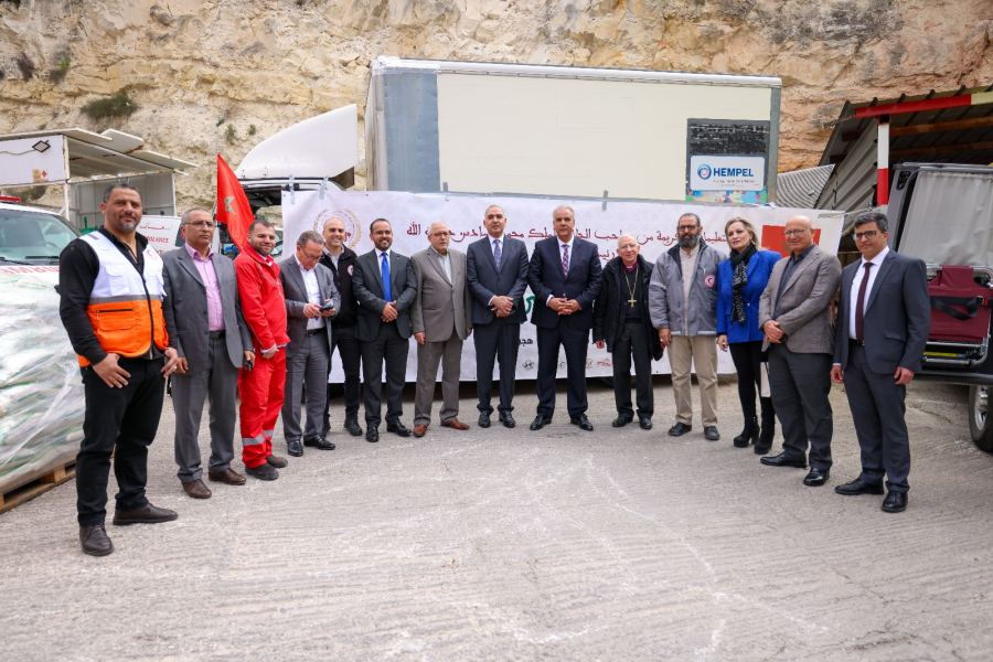 وكالة بيت مال القدس : تسلم تجهيزات كاملة للهلال الأحمر